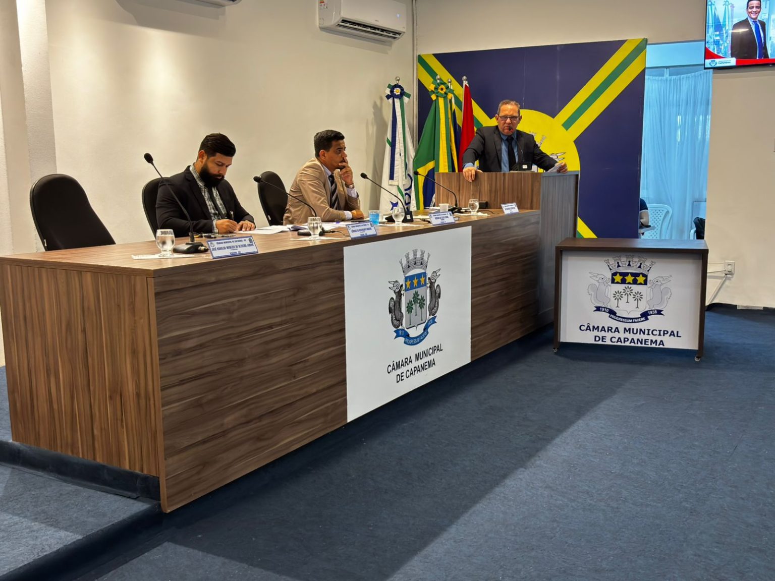 4ª (QUARTA) SESSÃO ORDINÁRIA DO 3º PERÍODO LEGISLATIVO DA 20ª LEGISLATURA.